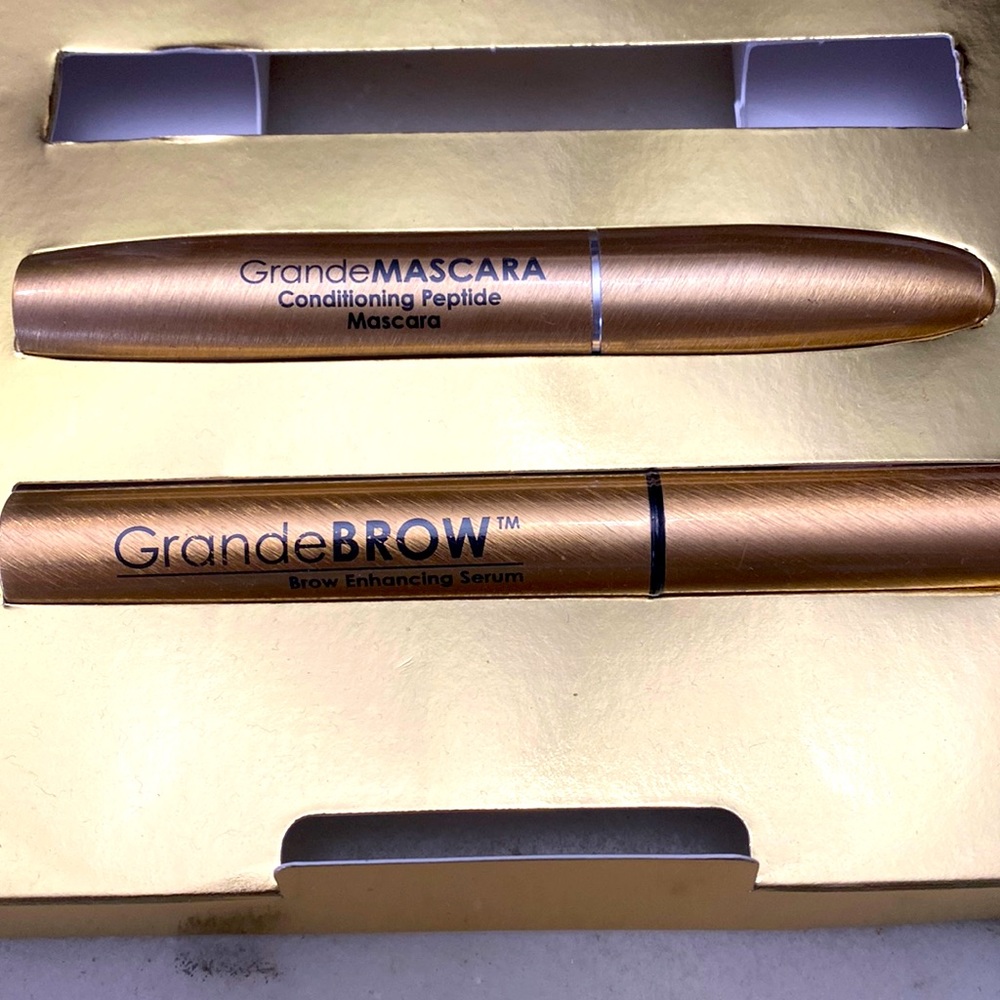 Grande Mascara and Grande brow